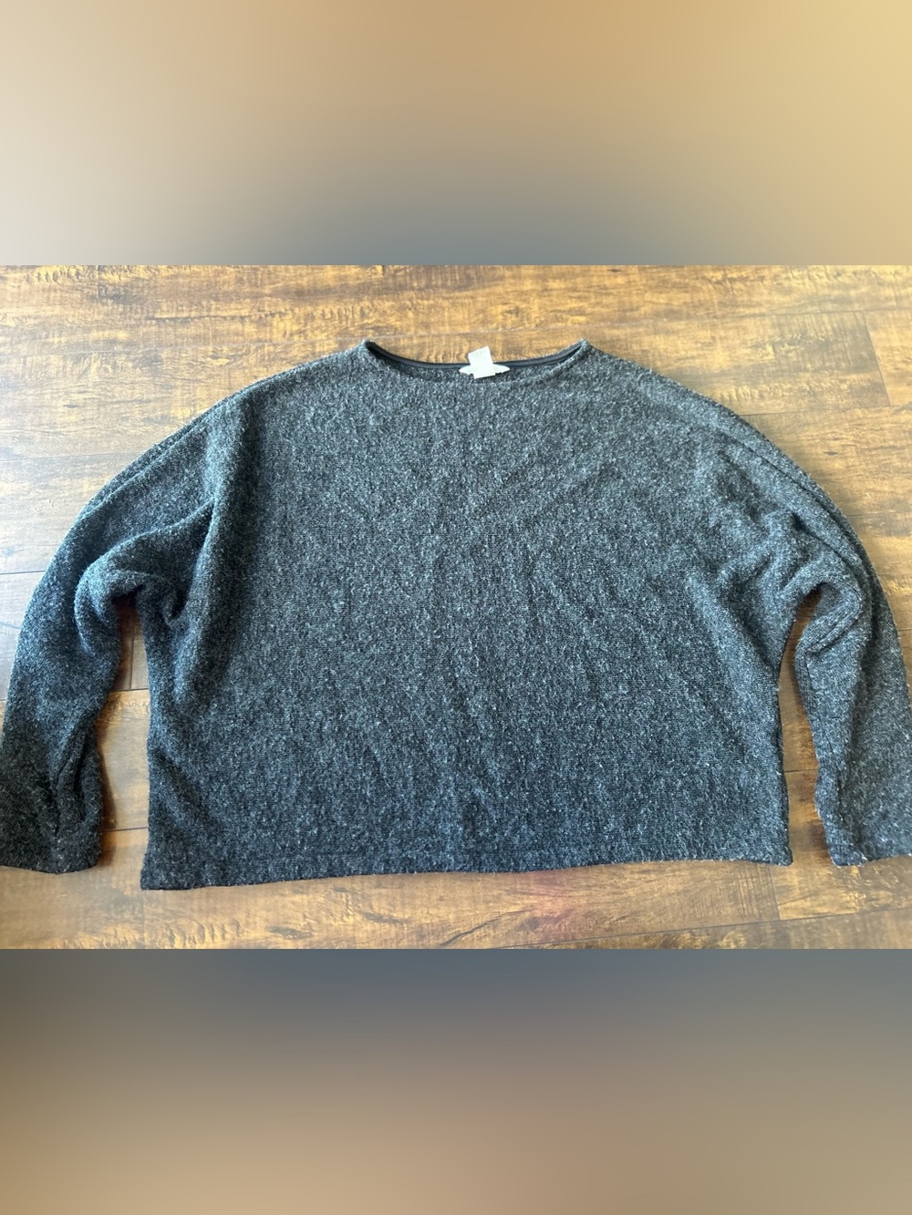 ✨ 3/$25 ✨ H&M Dark Gray Crewneck Sweater